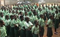 1 сентября в Нигерии, пленые школьницы.jpg