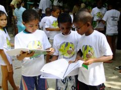 1 сентября, школьники и школьницы Республики Сейшельские Острова, Африка 11.jpg