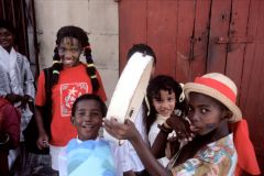 1 сентября, школьники и школьницы Республики Маврикий, Африка 7