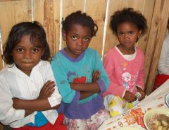 1 сентября, школьники и школьницы Республики Мадагаскар, Африка 22