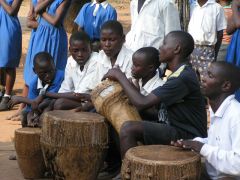 1 сентября, школьники и школьницы Республики Уганда, Африка 5