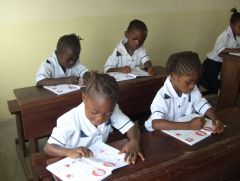 1 сентября, школьники и школьницы Республики Конго, Африка 3