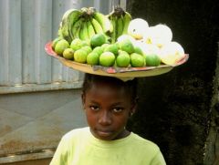 1 сентября, школьники и школьницы Экваториальная Гвинея, Африка 8.jpg