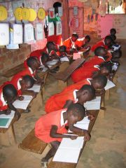 1 сентября, школьники и школьницы Республики Уганда, Африка 2