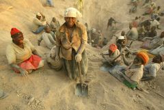 1 сентября, школьники и школьницы Республики Зимбабве, Африка 18 на бриллиантовых рудниках