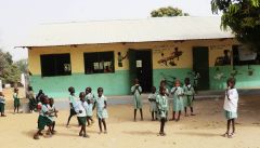 1 сентября, школьники и школьницы Республики Гамбия, Африка 11