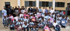 1 сентября, школьники и школьницы Экваториальная Гвинея, Африка 3.jpg