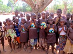 1 сентября, школьники и школьницы Тоголезской Республики, Африка 9.jpg