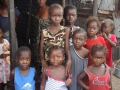 1 сентября, школьники и школьницы Республики Либерия, Африка 2.jpg