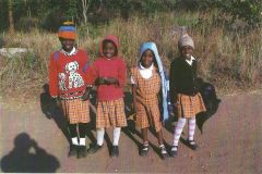 1 сентября, школьники и школьницы Республики Замбия, Африка 15