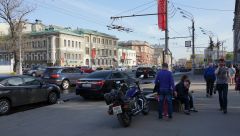 Мотоцикл байкера на Садово Кудринской улице, Москва 9 мая 2015 г.