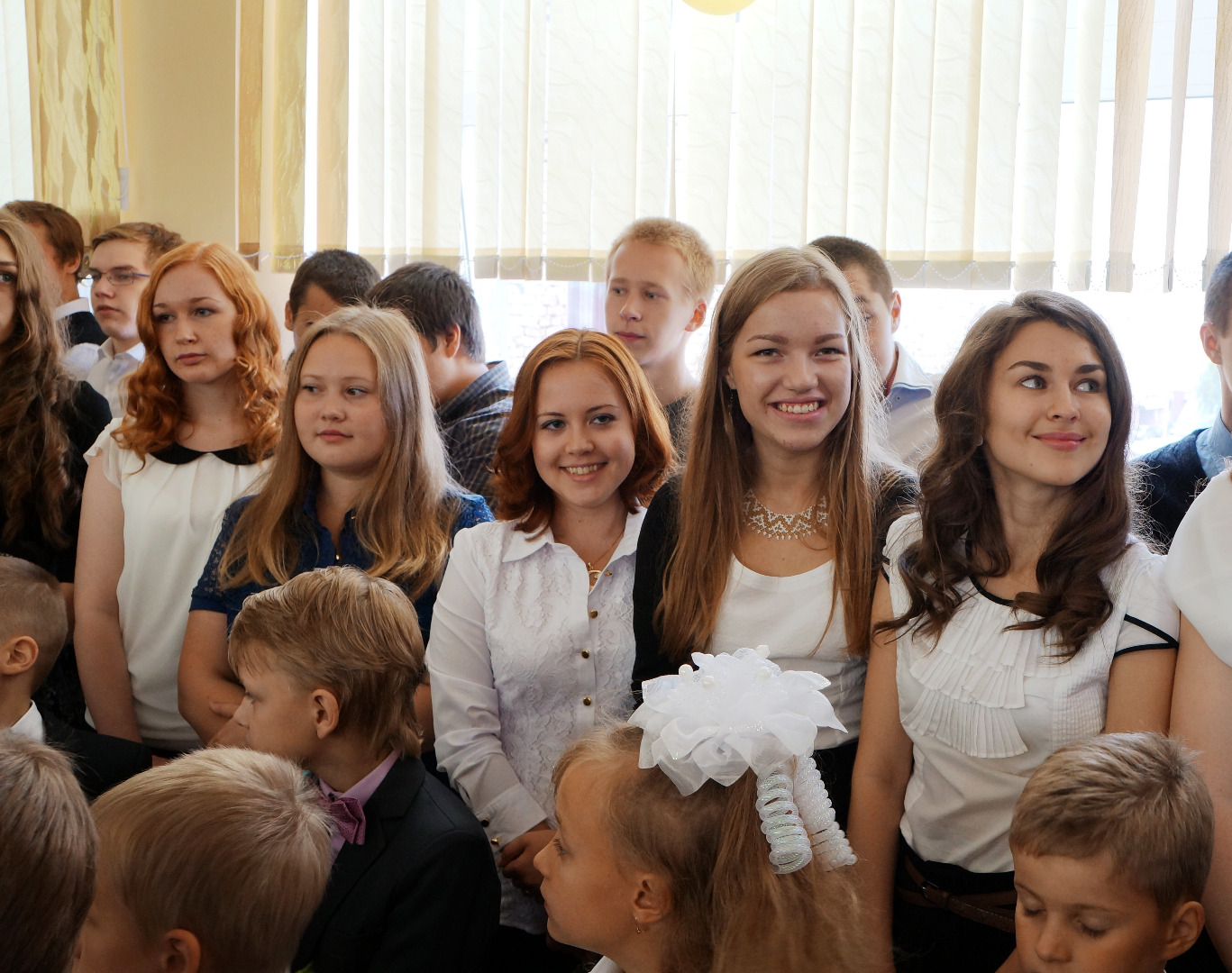 Группа школьников из москвы желает своими глазами. Московские Старшеклассницы 1 сентября. Семейные традиции на первое сентября.