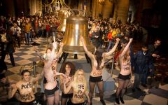 FEMEN жжот