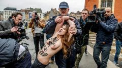 Германия FEMEN Protest Strauss Kahn