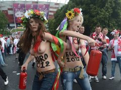 Femen claims three members missing since Ukraine arrival