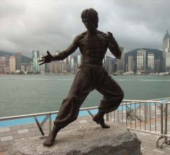Памятник Брюс Ли в Гонконге