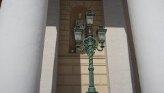 Статуя Музы между 7 и 8 колоннами Большого театра,Театральная площадь 1, г. Москва 30.04.2017 г.