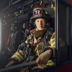 Женщина пожарный.jpg