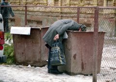 А тем временем в далёкой России. Бедность. Грязь. Помойки и Горе 15.jpg