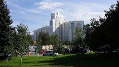 Вид на жилое высотное здание, Ленинский проспект, 123, Москва, 25.08.2019 г..JPG