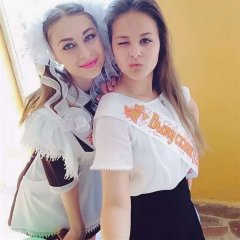 Young Russian girls, high school gradiaters 10.JPG