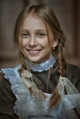 Young Russian girls, high school gradiaters 72.JPG
