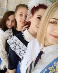 Young Russian girls, high school gradiaters 17.JPG