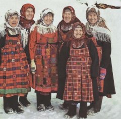 Russian-babushka-old-Russian-women-Russian-mama 40.JPG