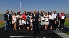 Prime Minister Scott Morrison poses for photos with new citizens-visa-news-rospersonal-Mikhaylov-Evgeny-Matveevich-Immigration-Agent-Moscow.jpeg
