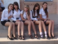 Выпускницы, школьницы после выпускного бала_zvonok20.jpg