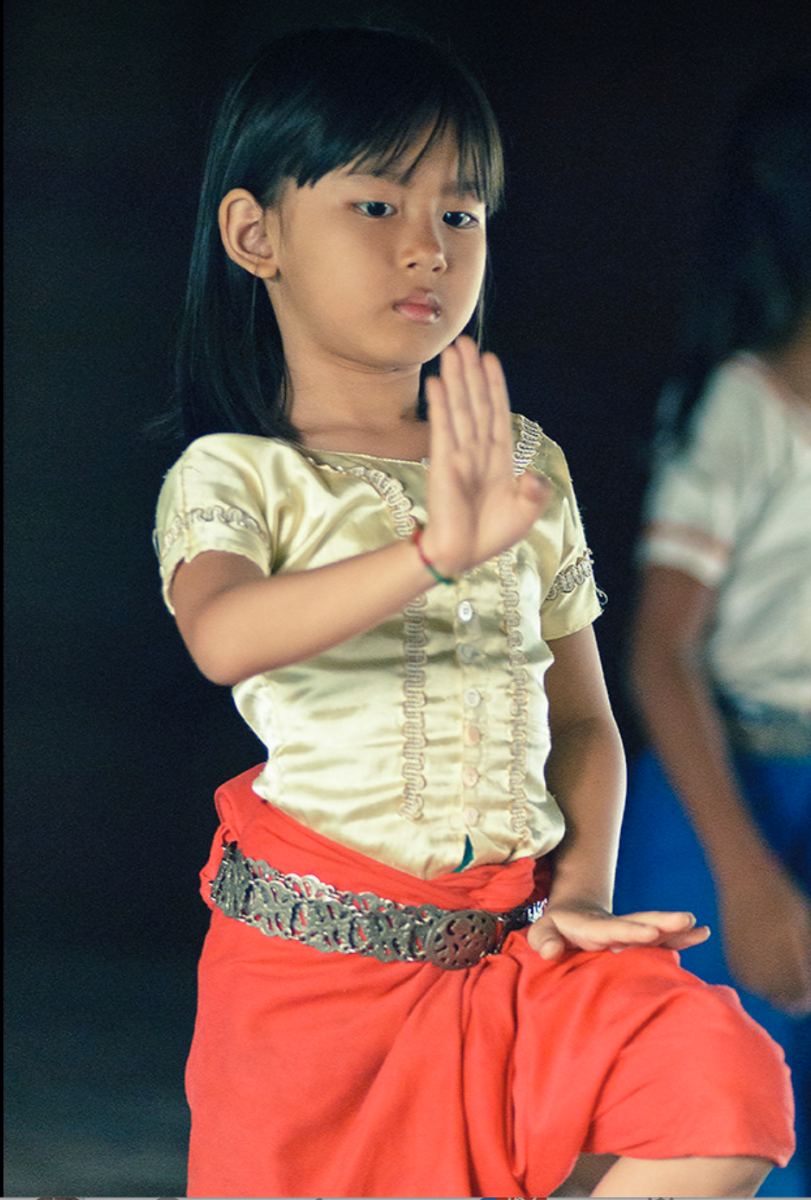large.578319355_cambodian-girls___5.png.