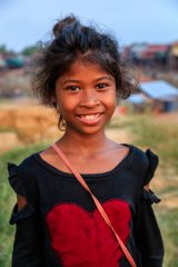 Девочки Камбоджи Girls and teenagers of Cambodia 24.JPG