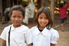 Девочки Камбоджи Girls and teenagers of Cambodia 15.JPG