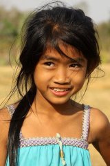 Девочки Камбоджи Girls and teenagers of Cambodia 58.JPG