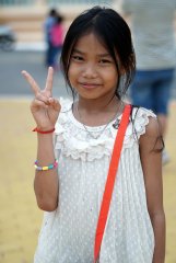 Девочки Камбоджи Girls and teenagers of Cambodia 55.JPG