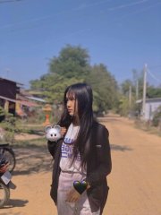 Девочки Камбоджи Girls and teenagers of Cambodia 221.JPG
