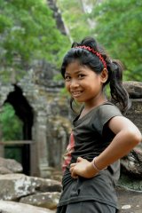 Девочки Камбоджи Girls and teenagers of Cambodia 153.JPG