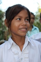 Девочки Камбоджи Girls and teenagers of Cambodia 201.JPG