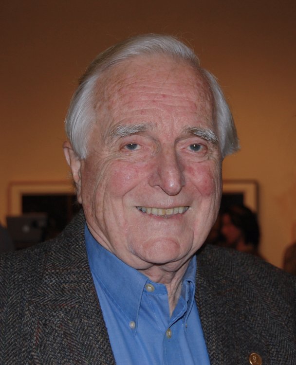 Douglas_Engelbart_in_2008.jpg