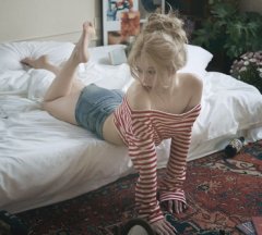 Выпускники и выпускницы НА КАНИКУЛАХ, как все сейчас, и как все будет. Школьные друзья-подружки -куклы неваляшки - общие игрушки - общие - домашки 1100785.JPG